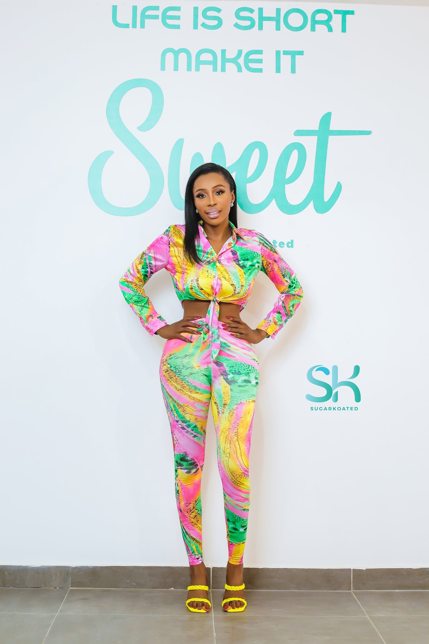 Floral print long sleeve crop  top and pant set